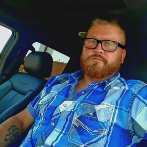 Meet your Posher, Justin